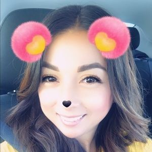 Meet your Posher, Petalo